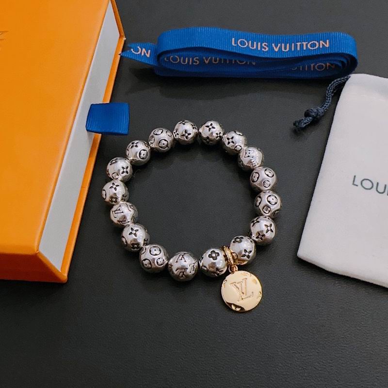 LV Bracelet 02lyr28